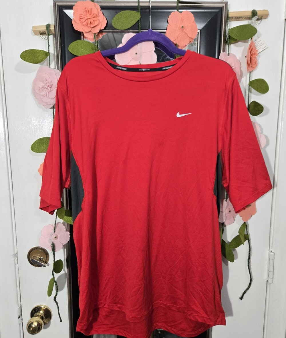 Men's Red Nike Dri Fit Shirt Sz XL